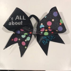 Cheer Bow